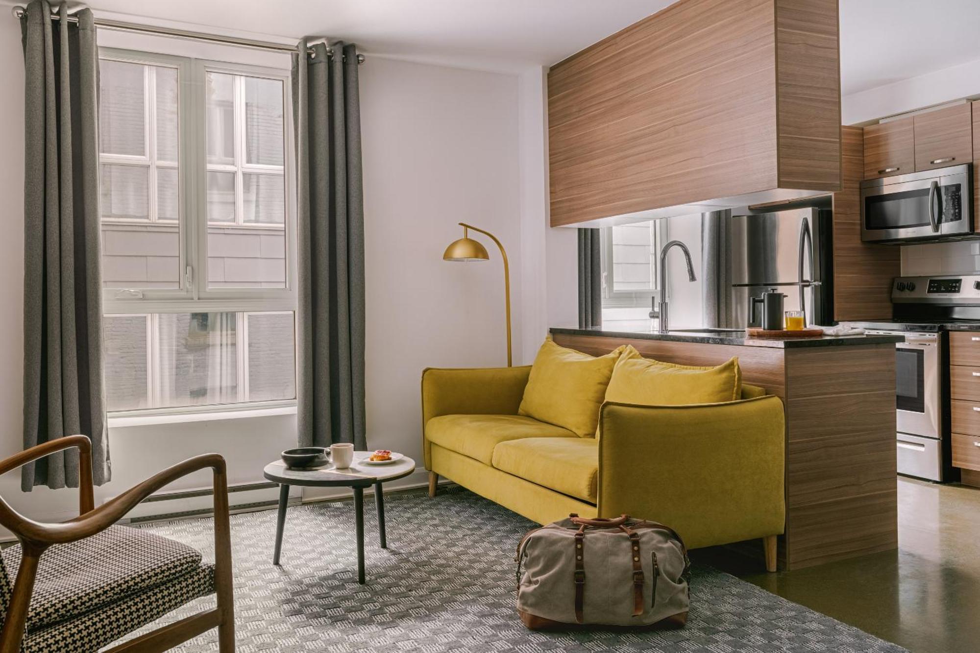 Sonder Penny Lane Aparthotel Montreal Bagian luar foto